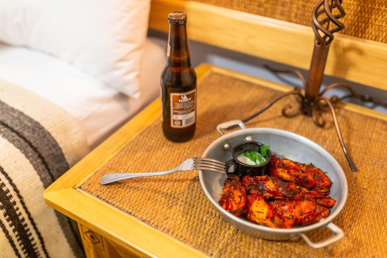 Mala Vecindad Beer Hotel